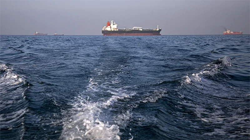 Iran yêu cầu thủ tục mới đối với tàu thuyền qua eo biển Hormuz&nbsp;