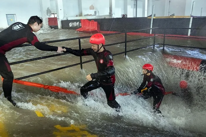 Diễn tập mô phỏng để ứng phó với bão thật&nbsp;
