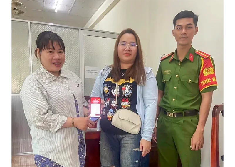Trả lại hơn 22 triệu đồng cho người chuyển khoản nhầm&nbsp;